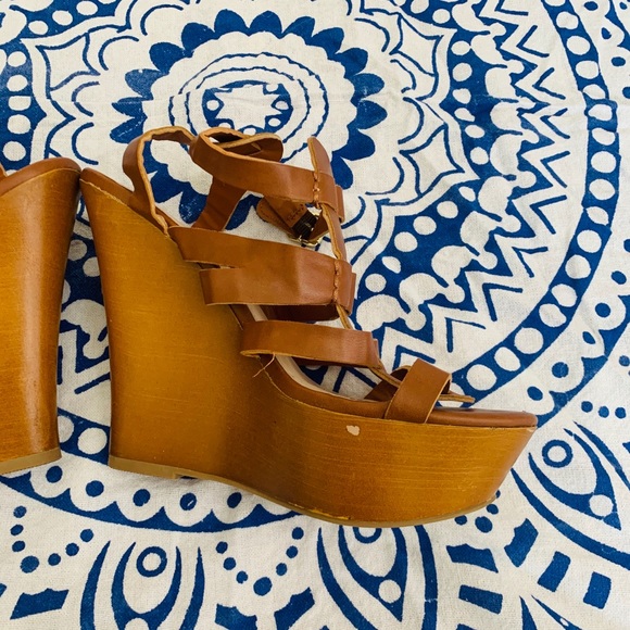 ✨Altar’d State wedge heels✨ - Picture 6 of 10